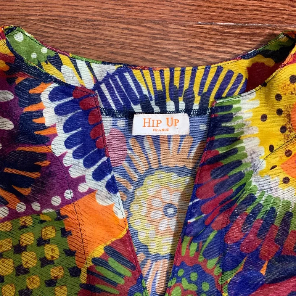 Hip Up Beach Coverup - Picture 2 of 4